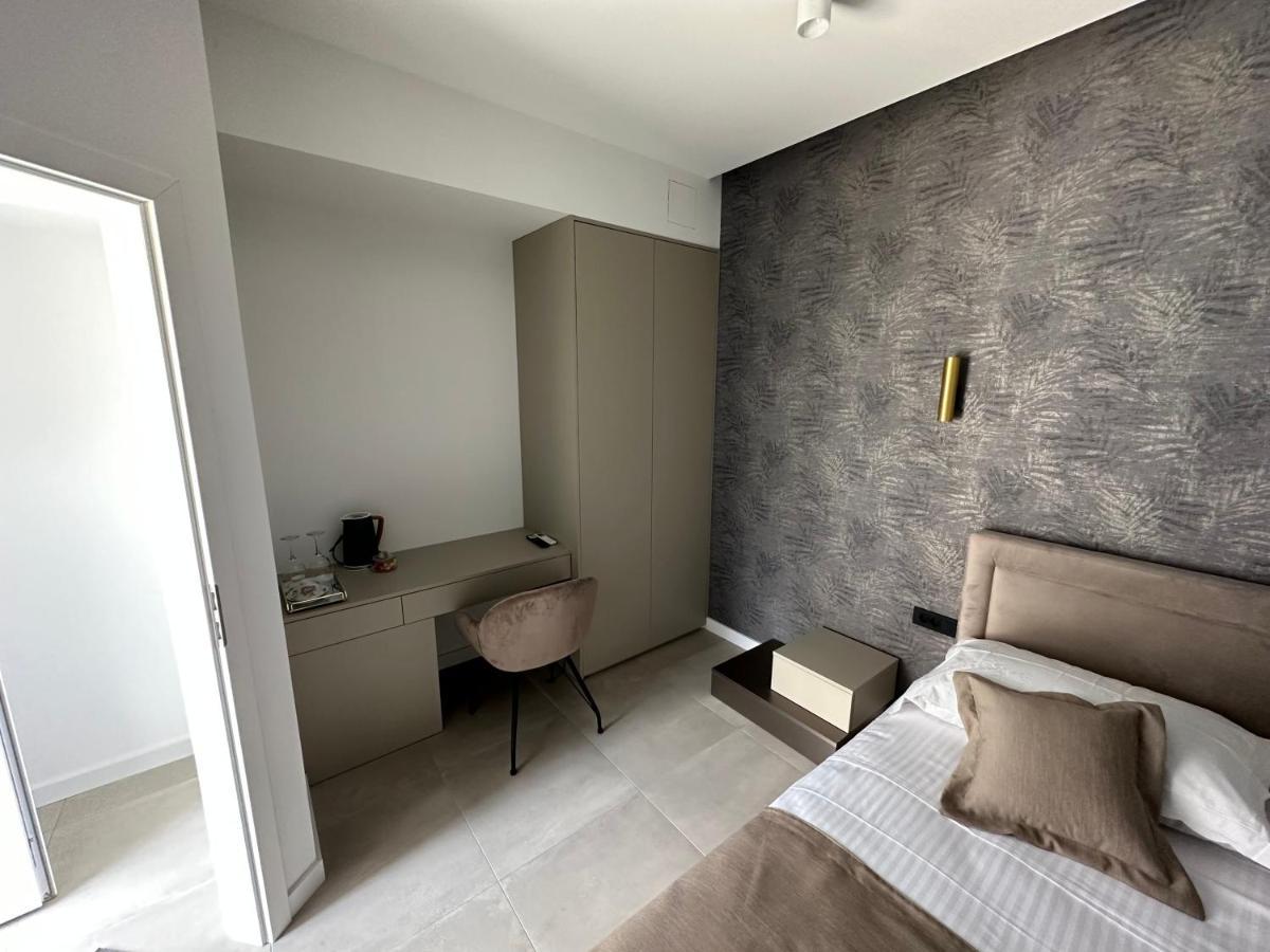 Apartment & Room Iris Zadar Exterior foto